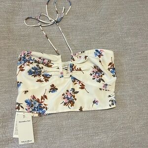 Brand new floral Abercrombie blouse